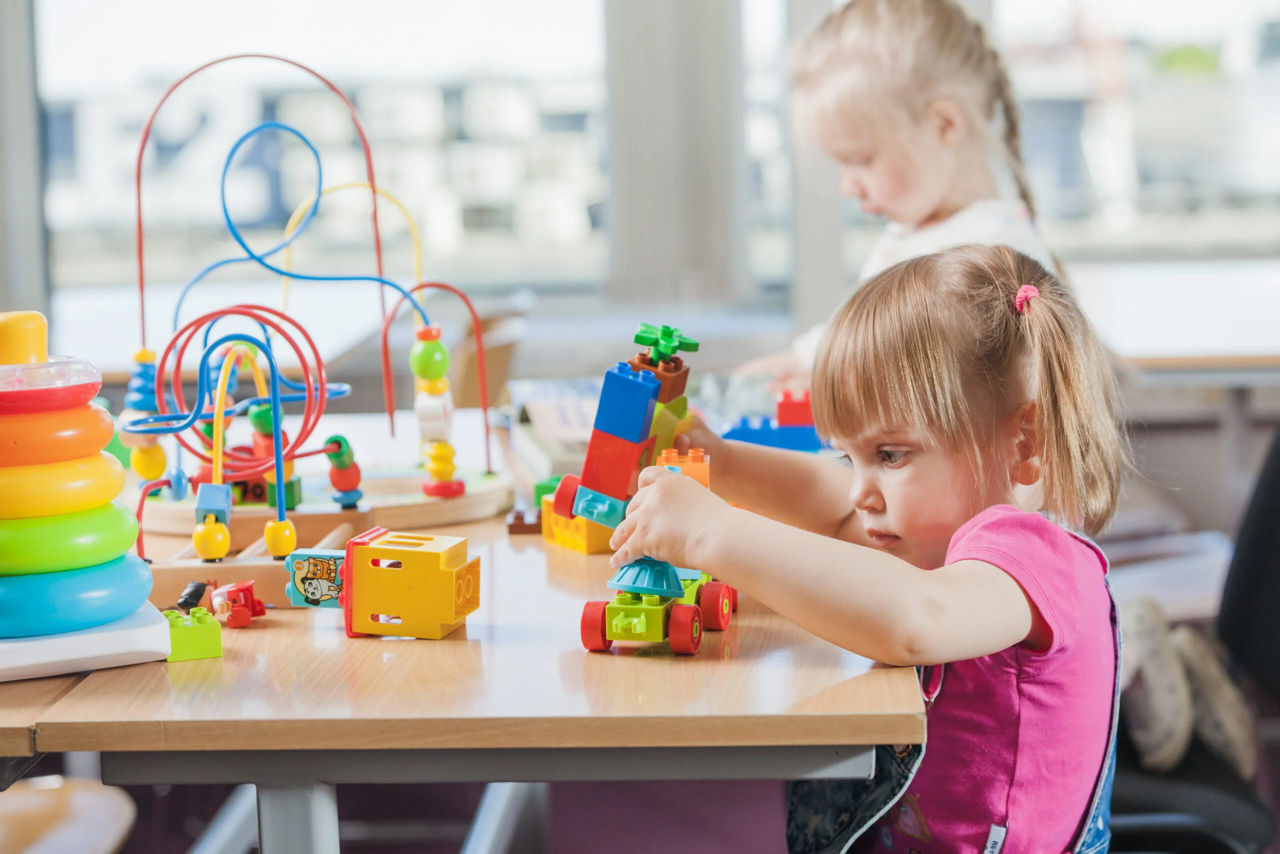 toddlers-playing-kindergarten-1